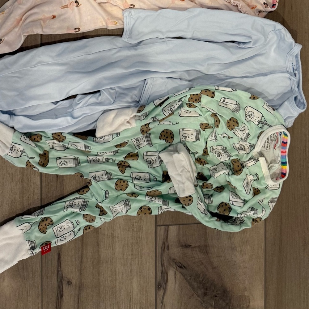 Magnetic me - Mint Green Cookie Print Pajama Set
